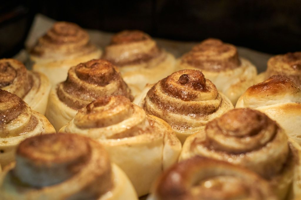 Caramel Pecan Cinnamon Roll